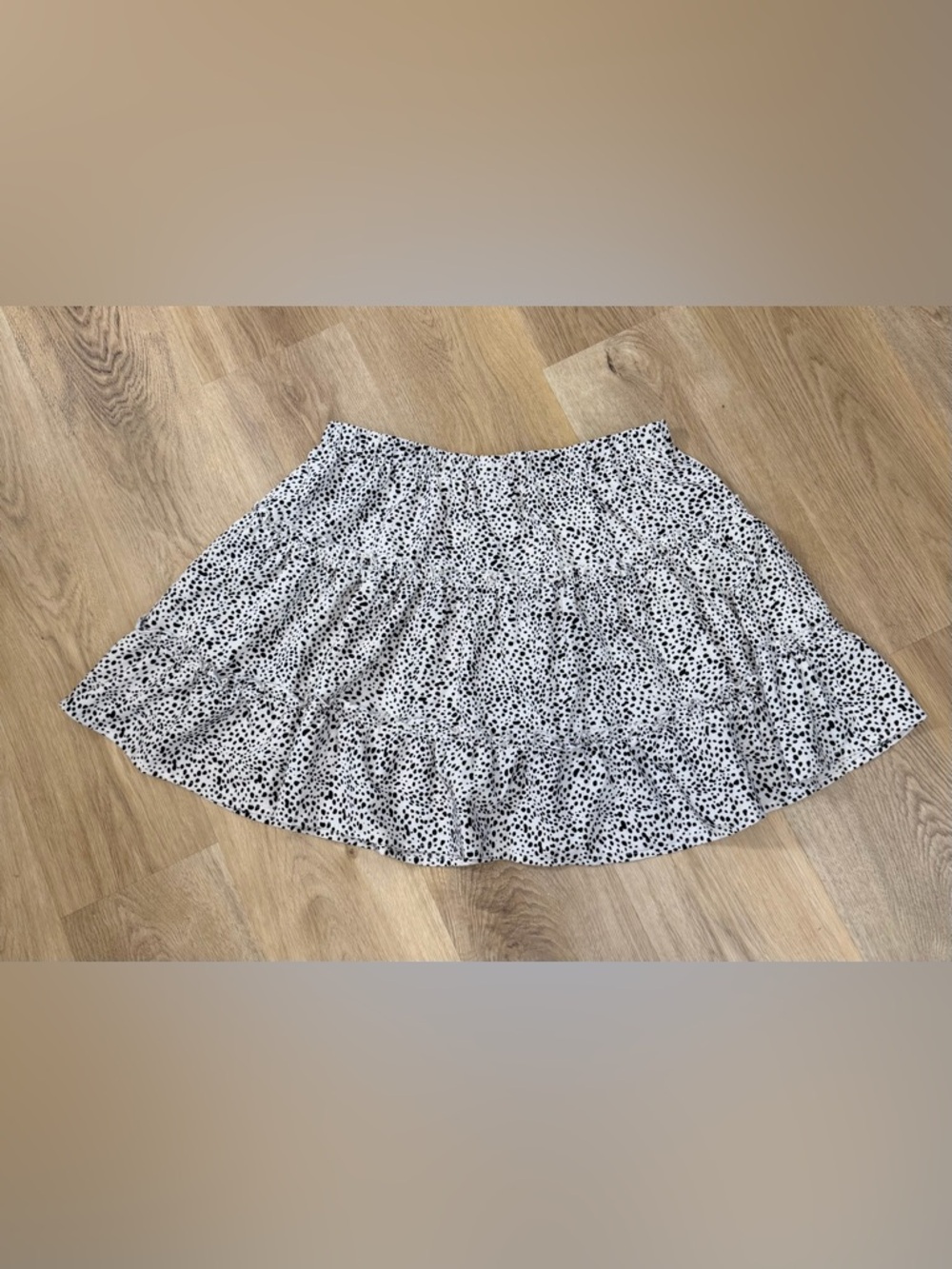 SHEIN White and Black Spot Tiered Circle Skirt